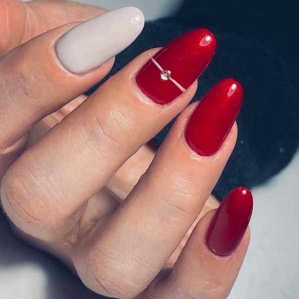 طرح ناخن برای عید ۱۴۰۲ دخترانه