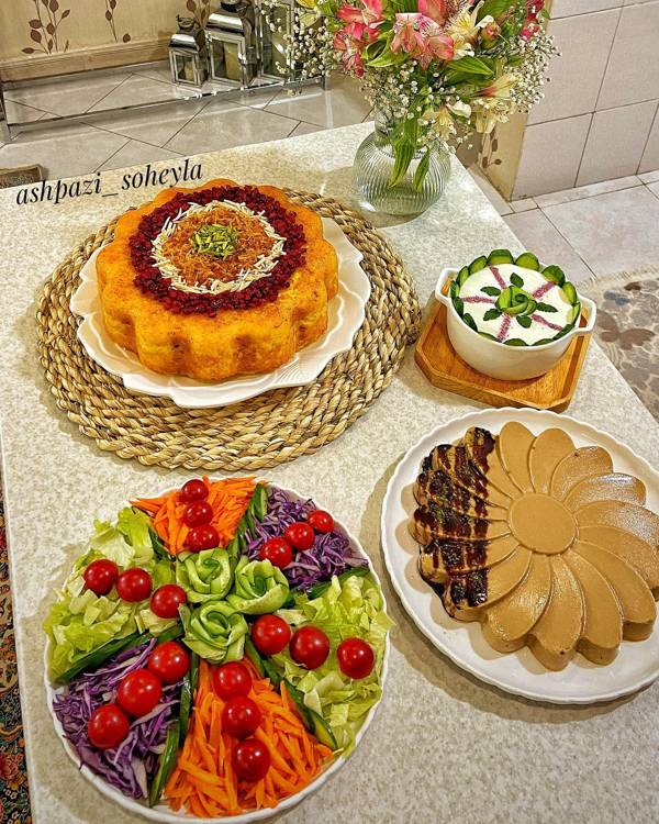 تزیین سالاد برای مهمانی ساده