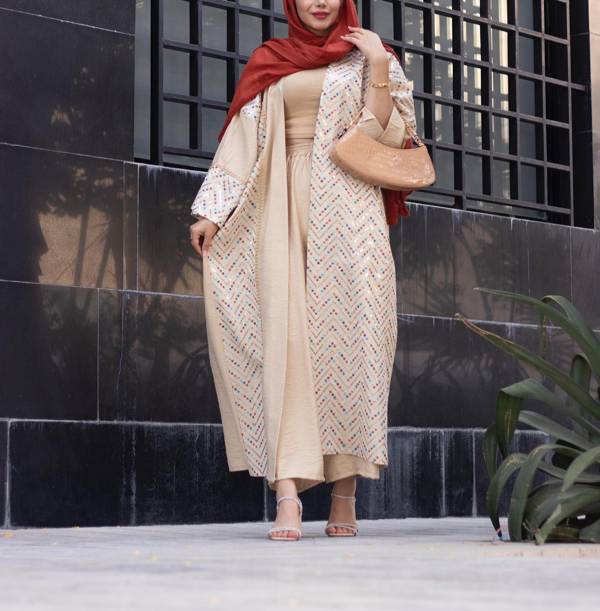 مانتو کرم مشکی