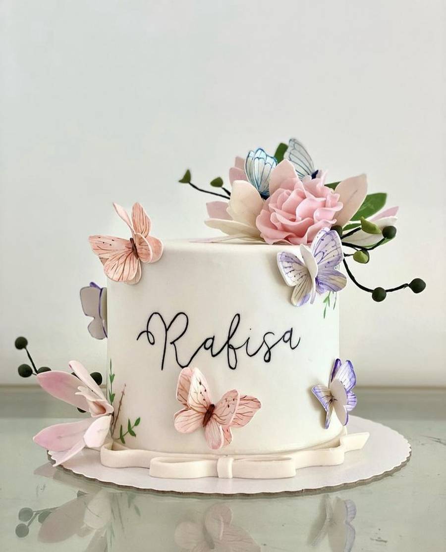 کیک پروانه ای دخترانه 