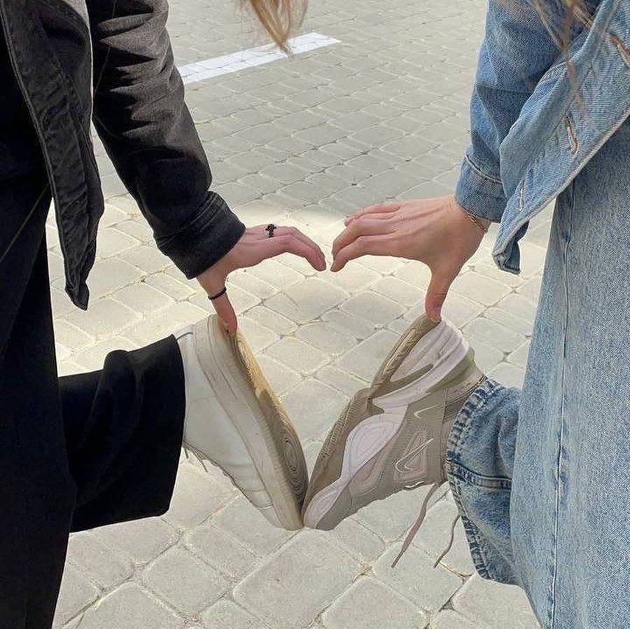 عکس دو دوست صمیمی فانتزی