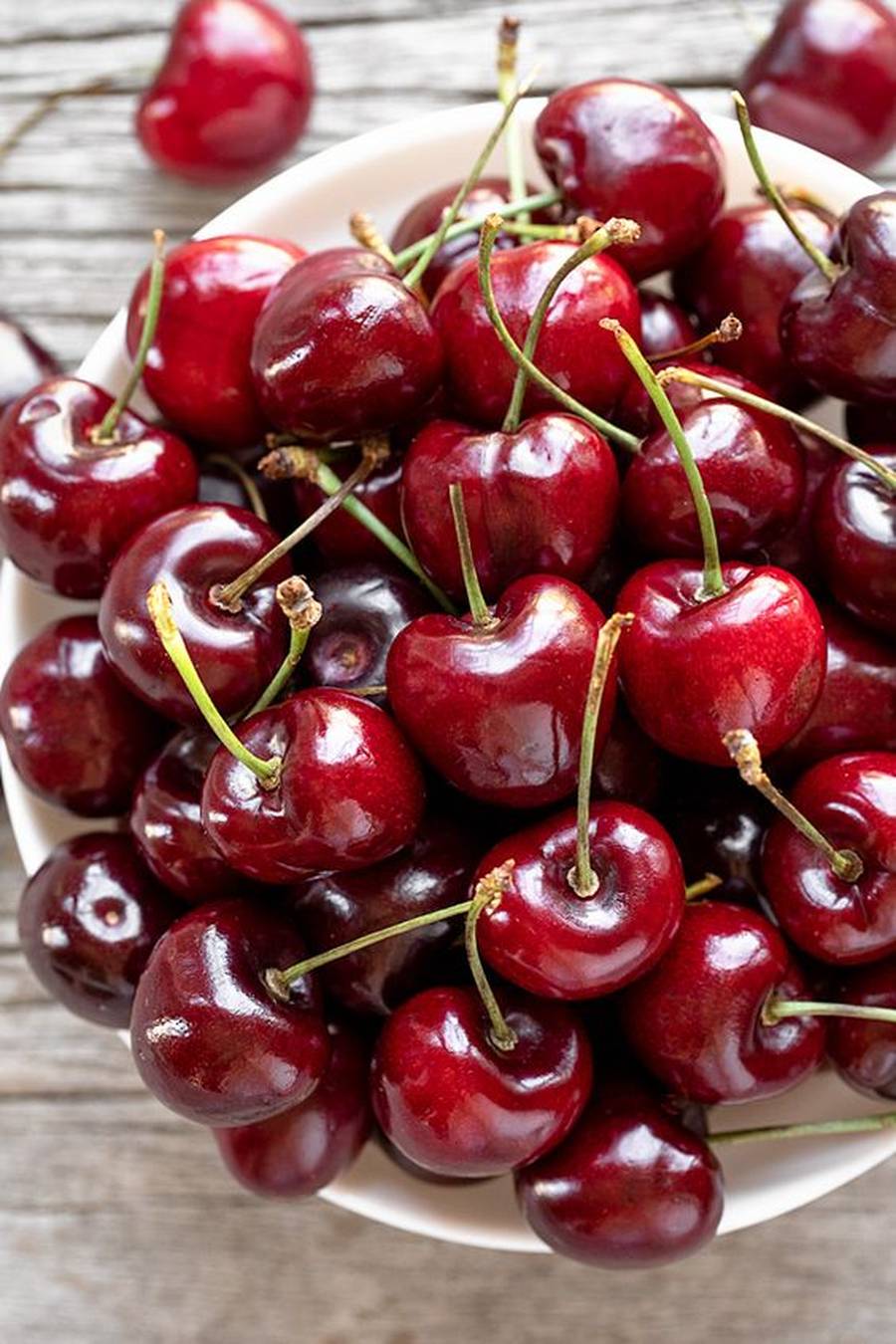 خواص آلبالو برای مردان ط
