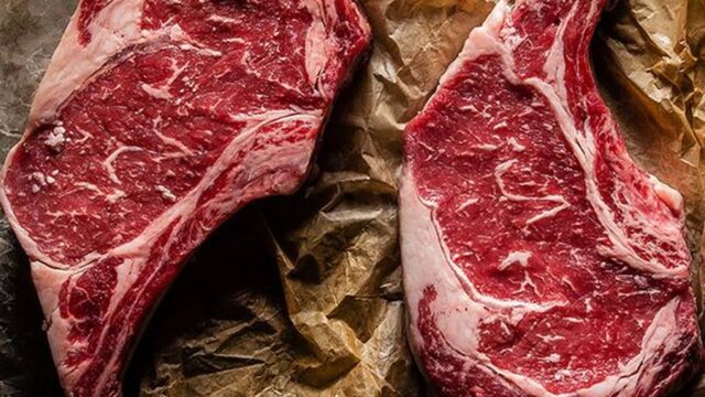 گوشت خواری باعث بروز چه بیماری هایی می شود؟ | معایب رژیم گوشت‌ خواری چیست؟