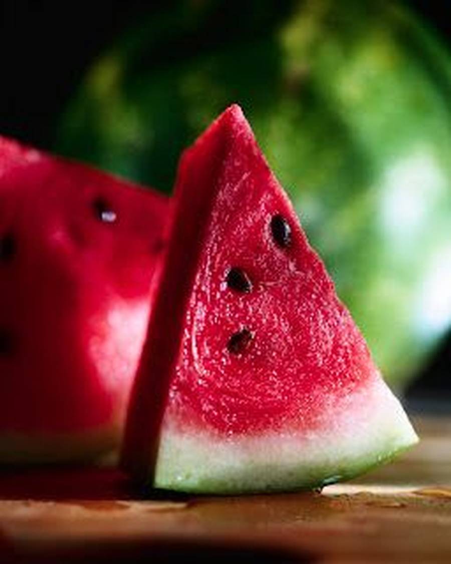 مضرات هندوانه برای کبد چرب