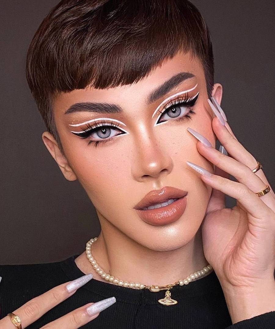 مدل خط چشم گربه ای 