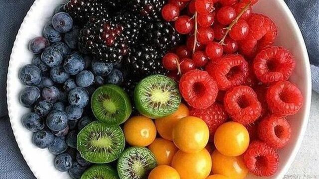 میوه هایی که باید در دوران سرماخوردگی مصرف کنیم کدامند؟ | این مطلبو از دست نده