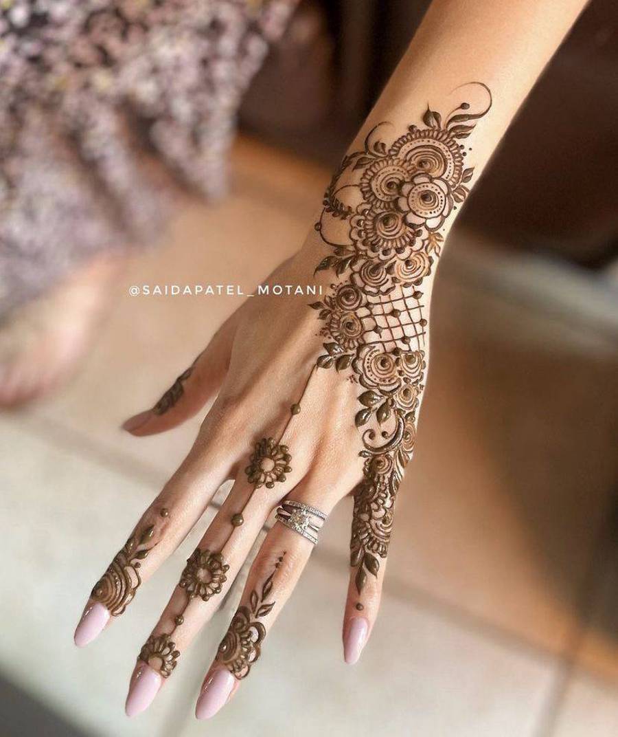 نقش حنا عروس