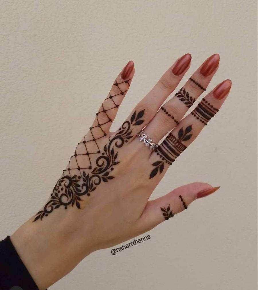 نقش حنا کف دست