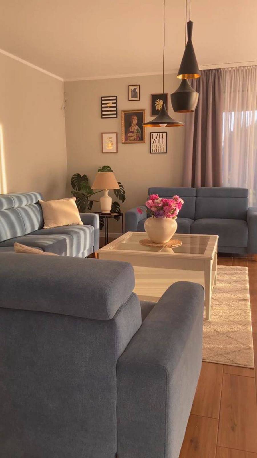 چیدمان سالن پذیرایی ۴۰ متری 