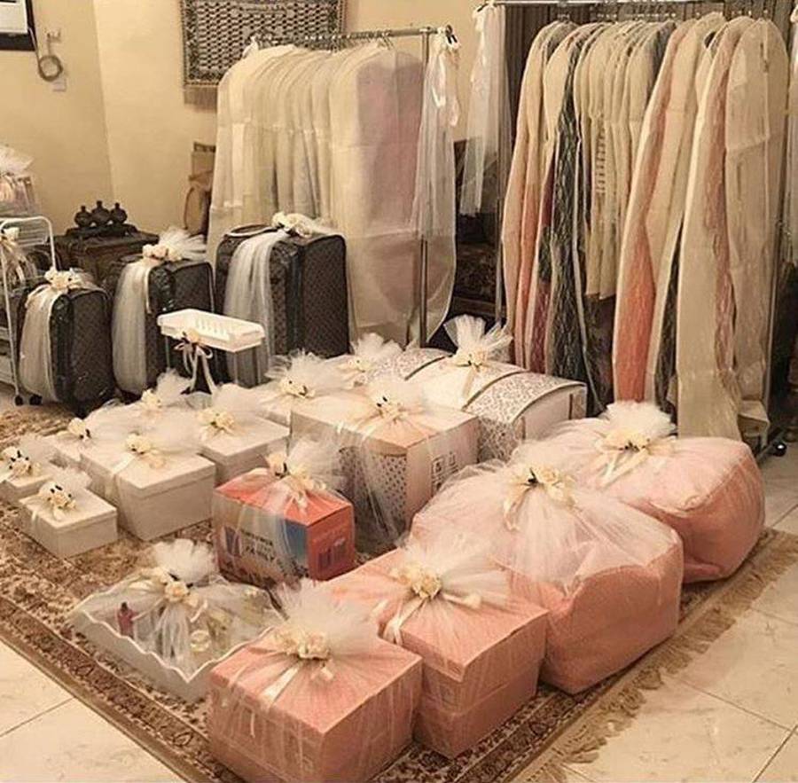 مدل تزیین کادو برای عروس جدید