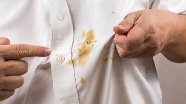 نحوه از بین بردن لکه های نوشابه روی لباس؛ موثرترین و بهترین روش ها برای پاکسازی