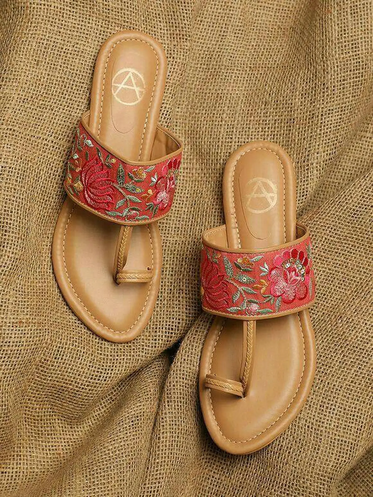 دمپایی سنتی بندری 