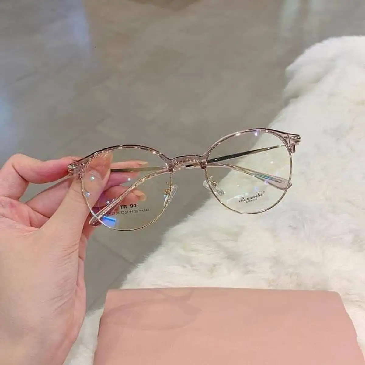 مدل عینک طبی زنانه جذاب