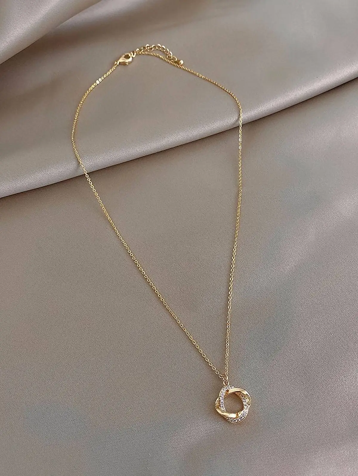 گردنبند دخترانه طلا 