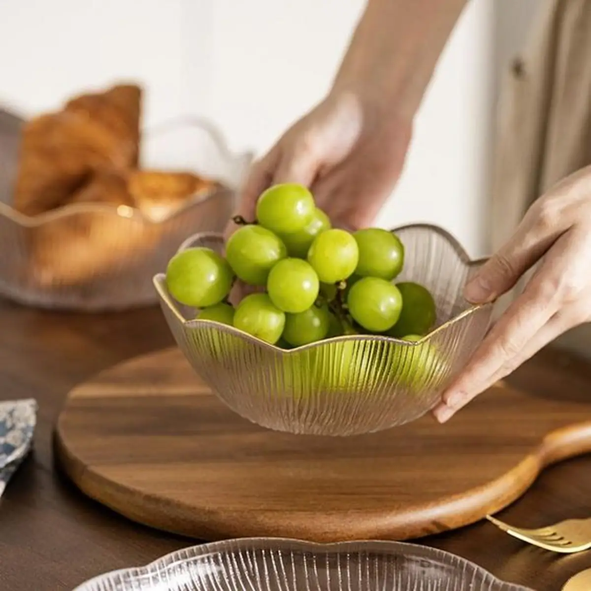قیمت میوه خوری پایه دار کریستال