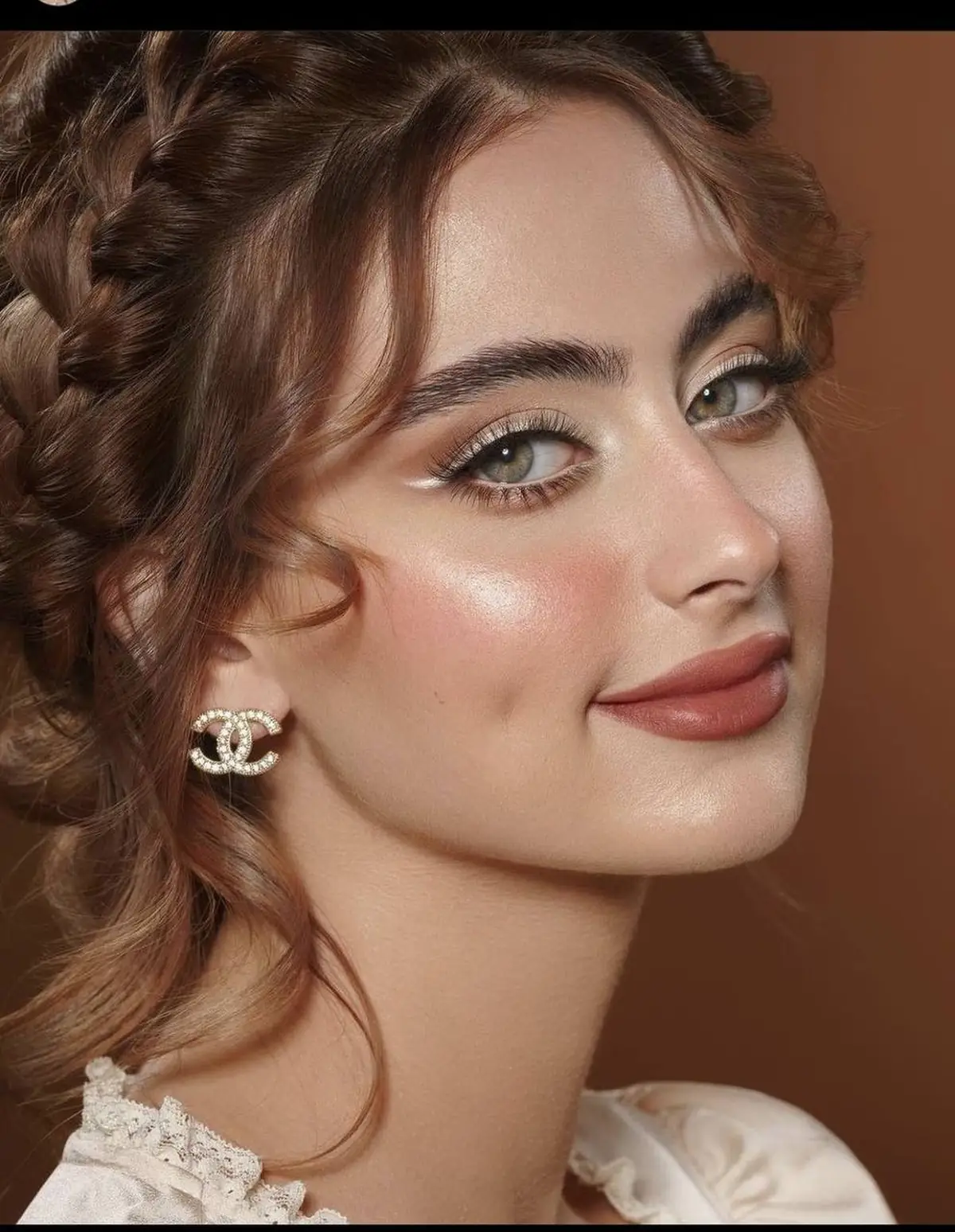 رنگ رژ لب برای پوست گندمی 