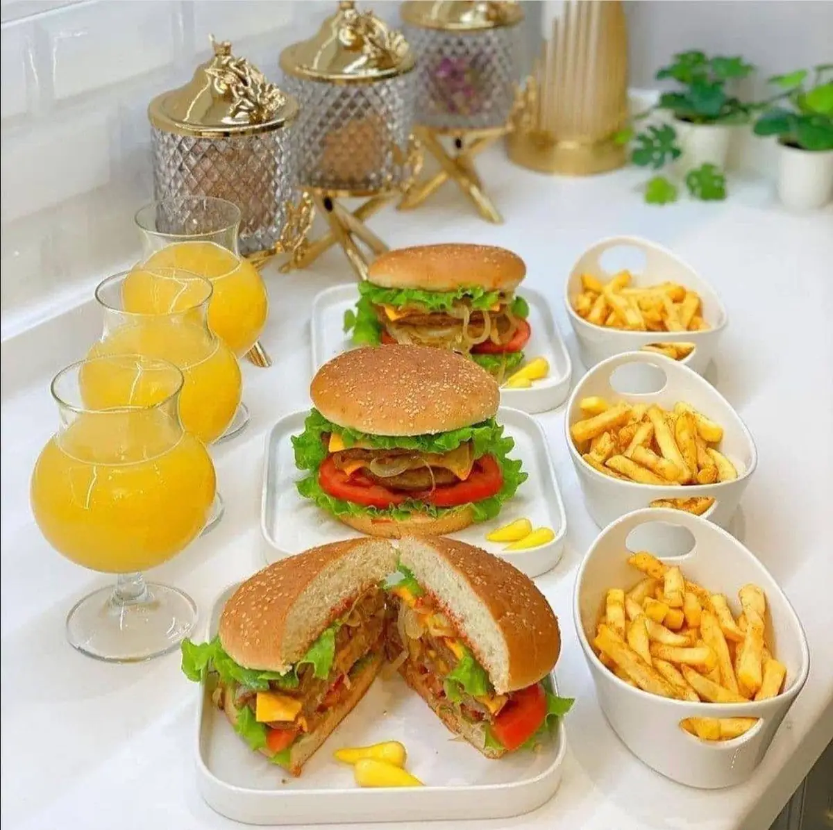سفره شام مجلسی 