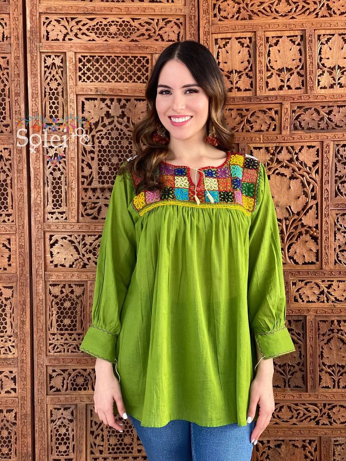 لباس زنانه مکزیکی 