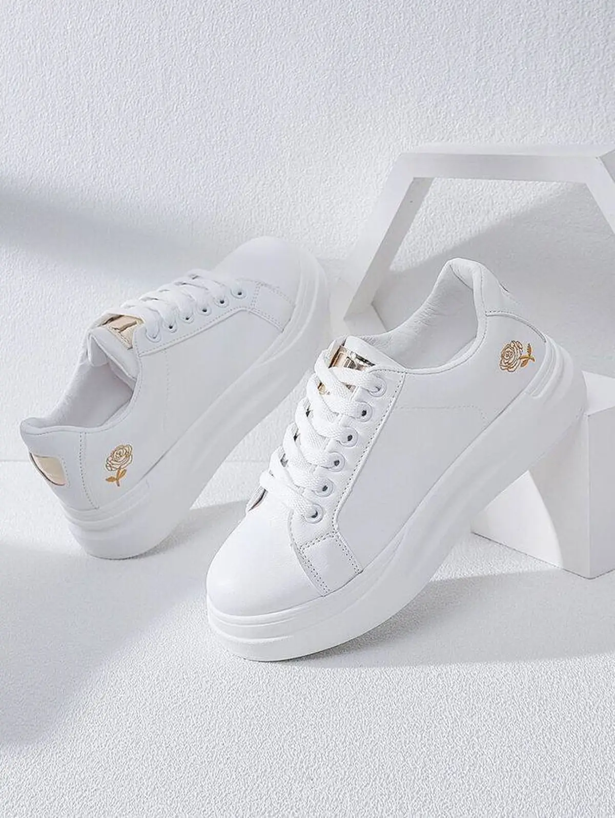 کتونی دخترانه شیک خوشگل