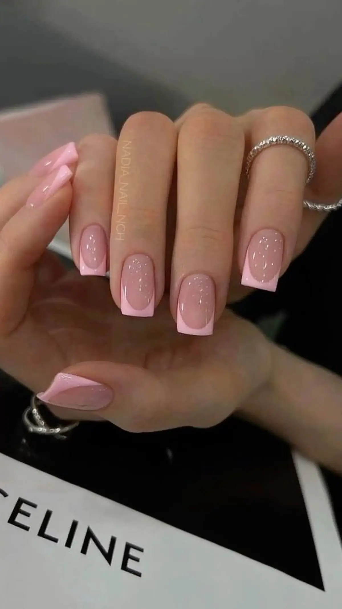 طراحی ناخن اسپرت شیک 