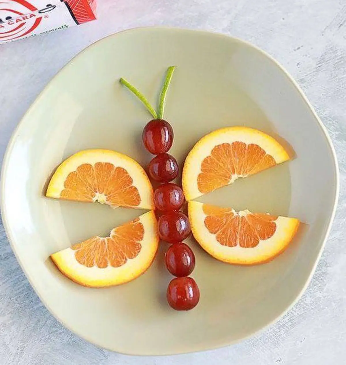 زیین غذای کودک با سیب 
