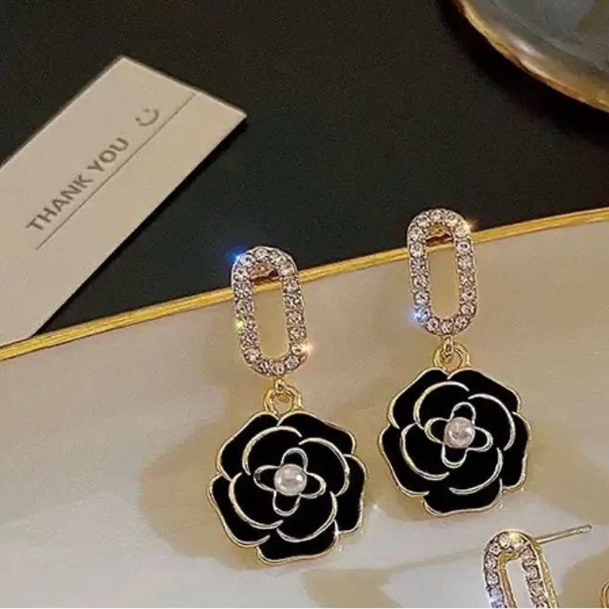 گوشواره حلقه ای مشکی 