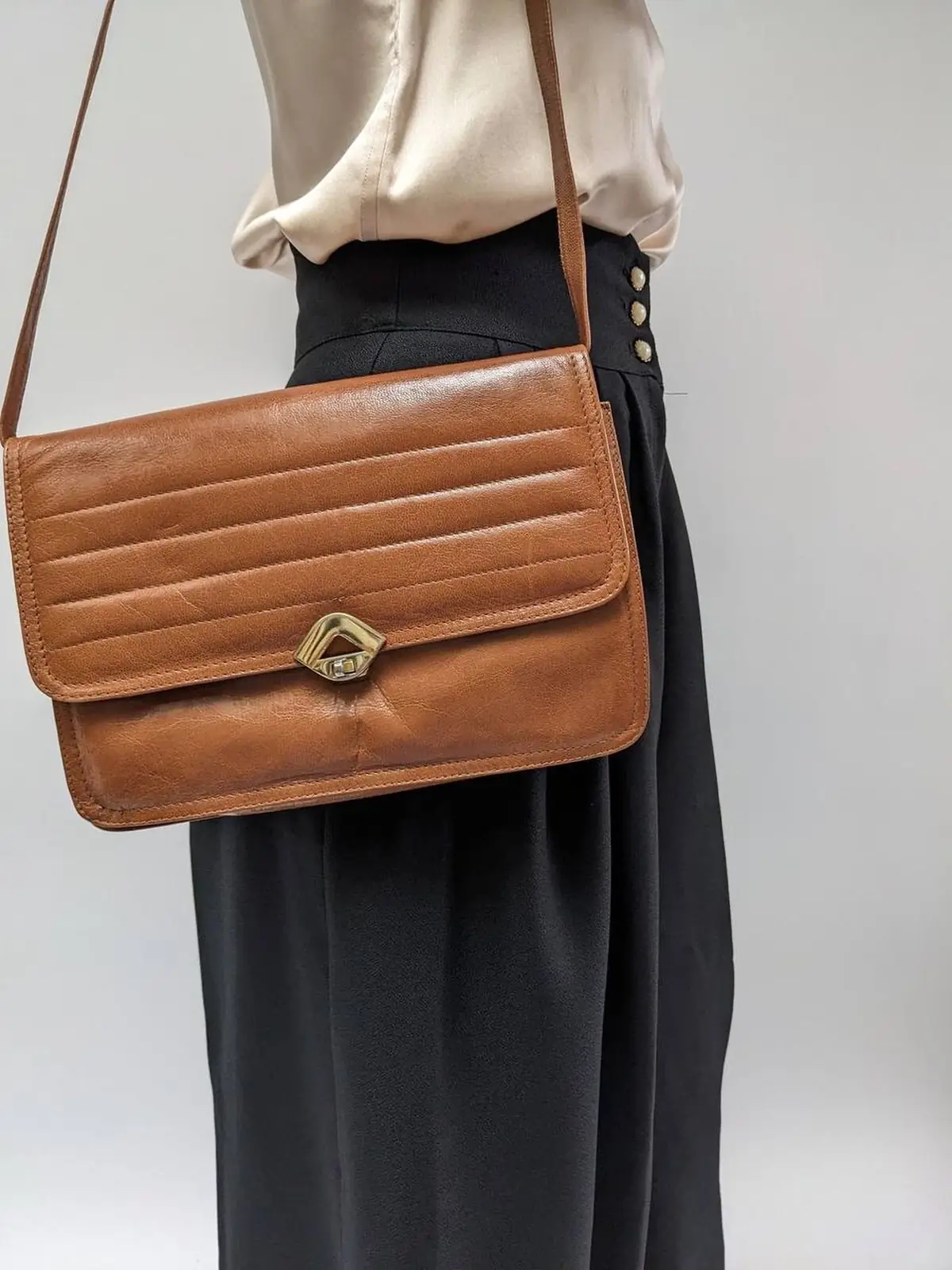 کیف چرم طبیعی زنانه
