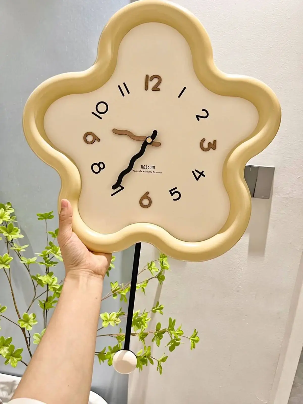 ساعت دیواری فانتزی برای اتاق خواب 