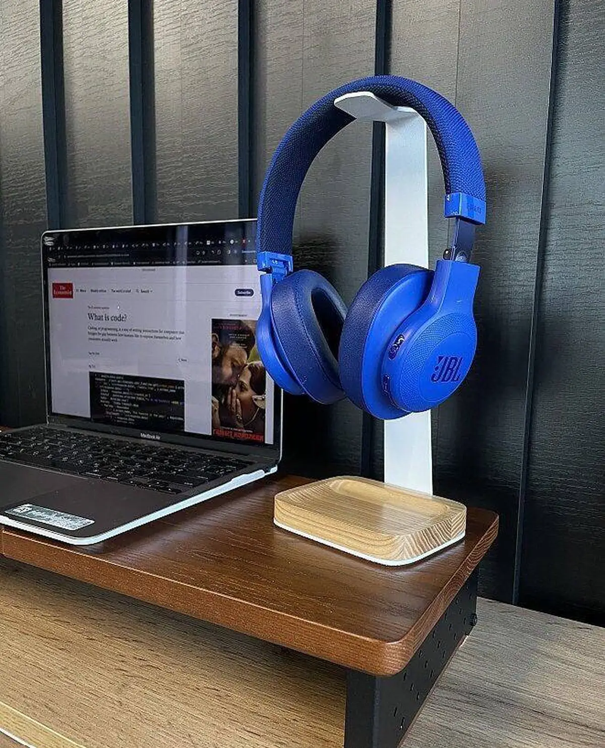 پایه هدفون چوبی 