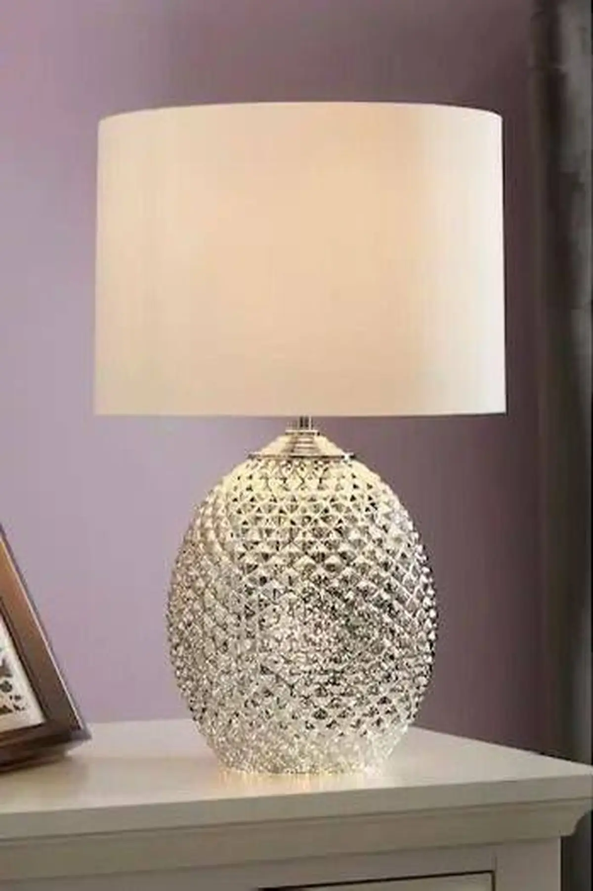 آباژور ایستاده 