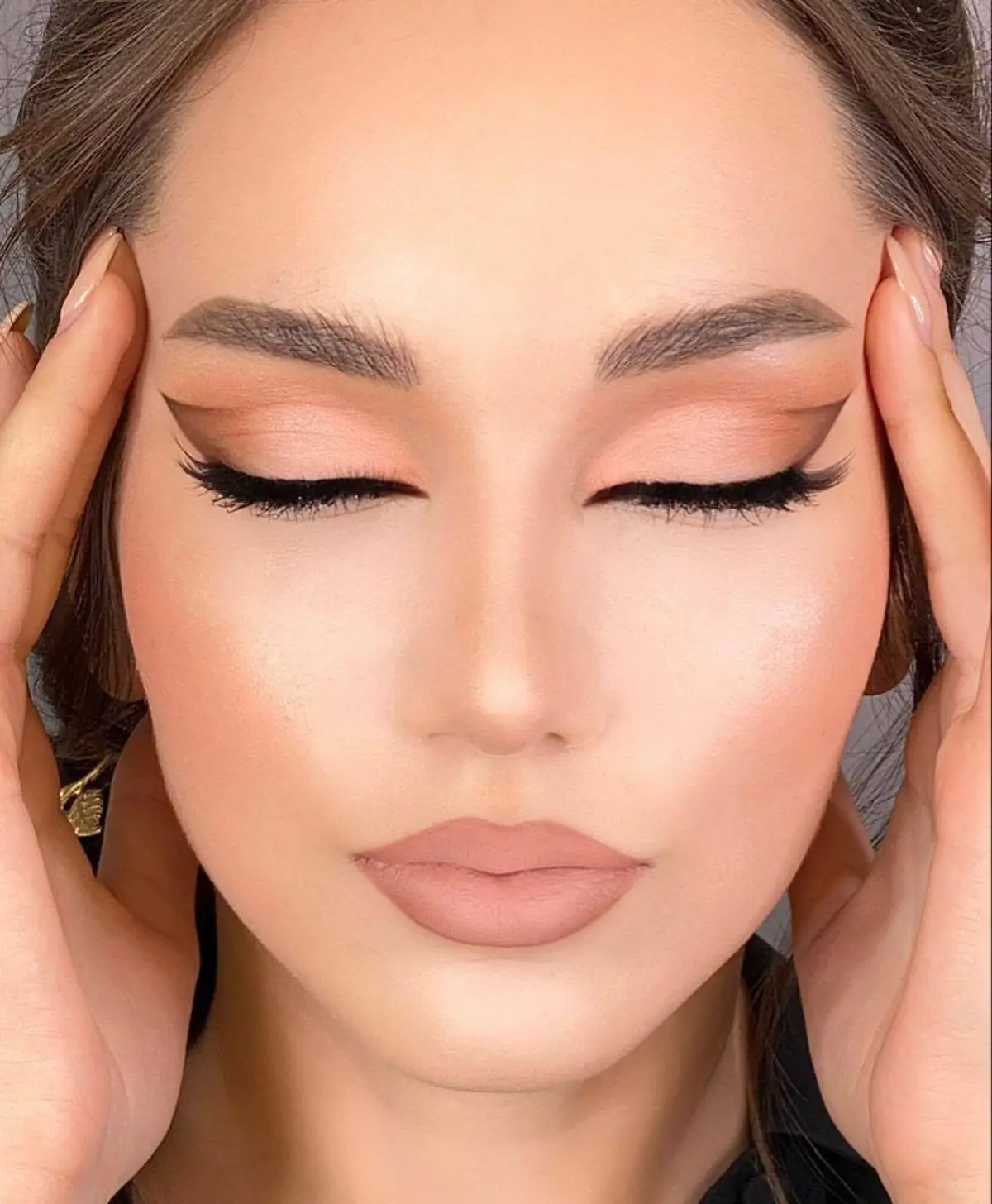 مدل ارایش مجلسی ساده و شیک 