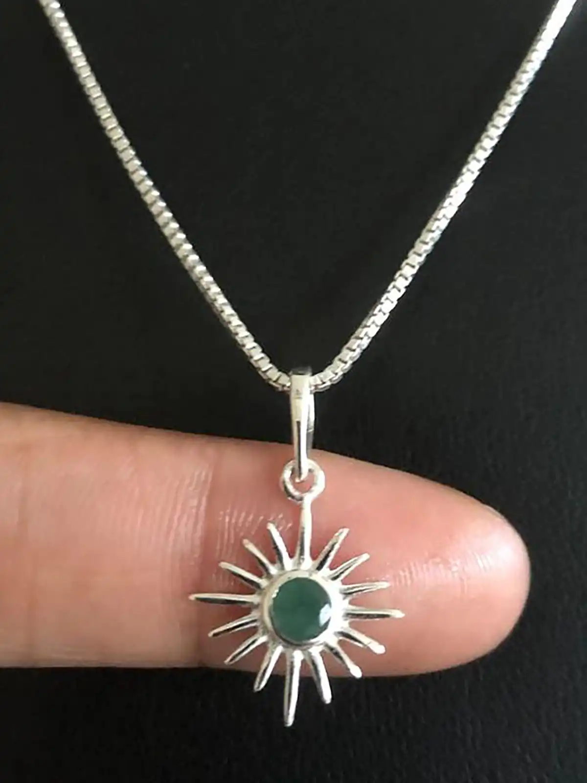 گردنبند ستاره نماد چیست