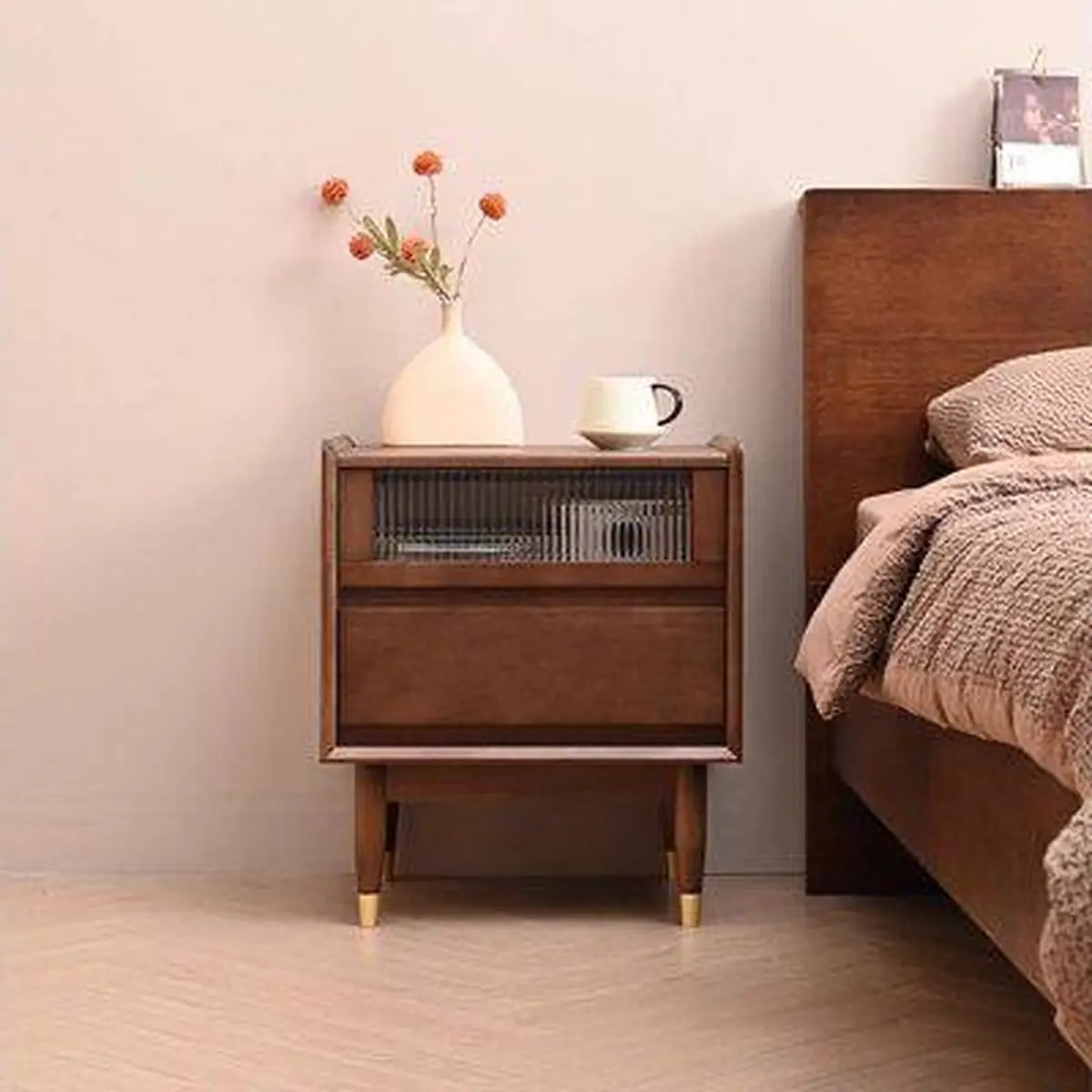 میز کنار تخت 1403
