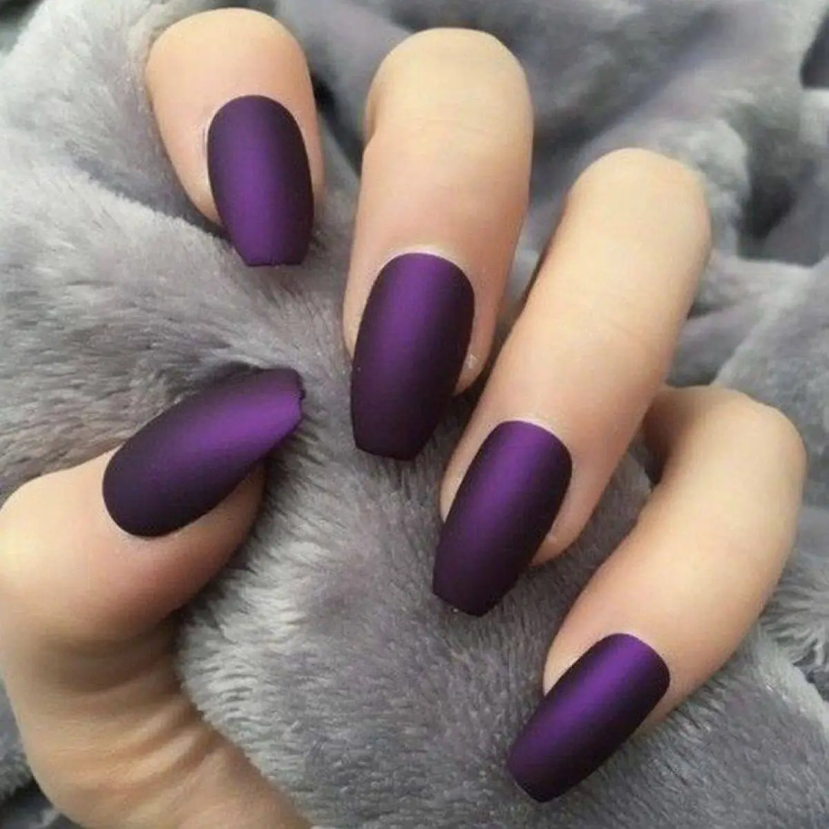 لاک مات بنفش 