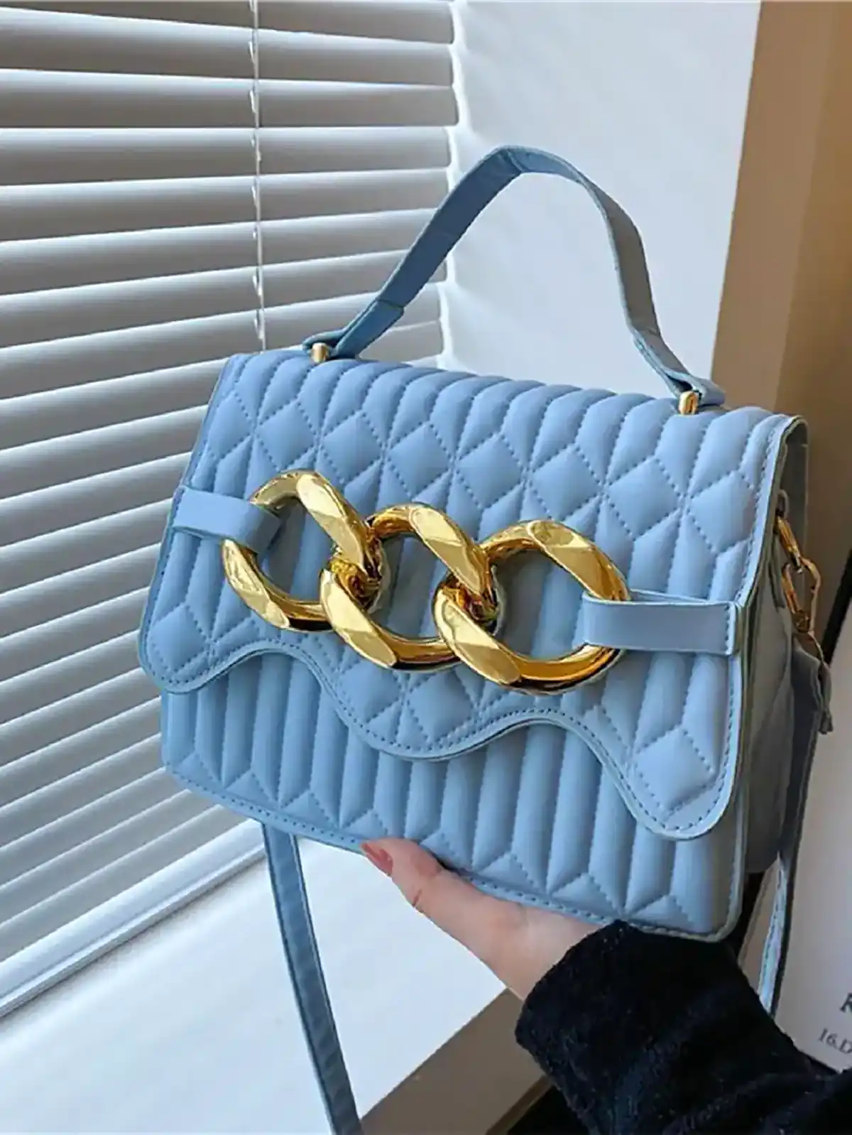 کیف زنانه آبی آسمانی