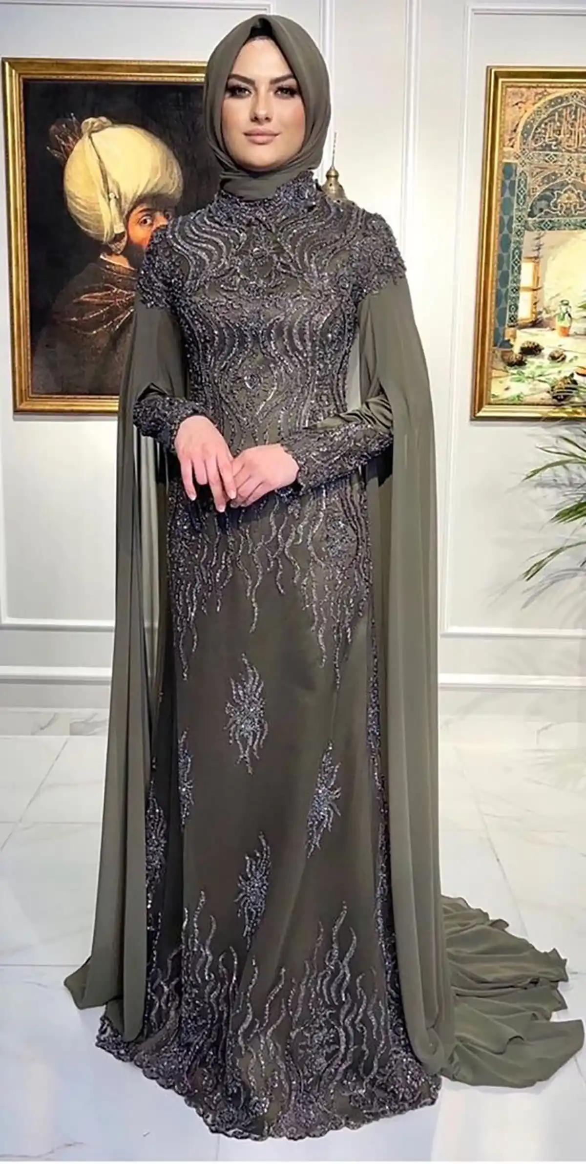 لباس مجلسی با ساتن و تور