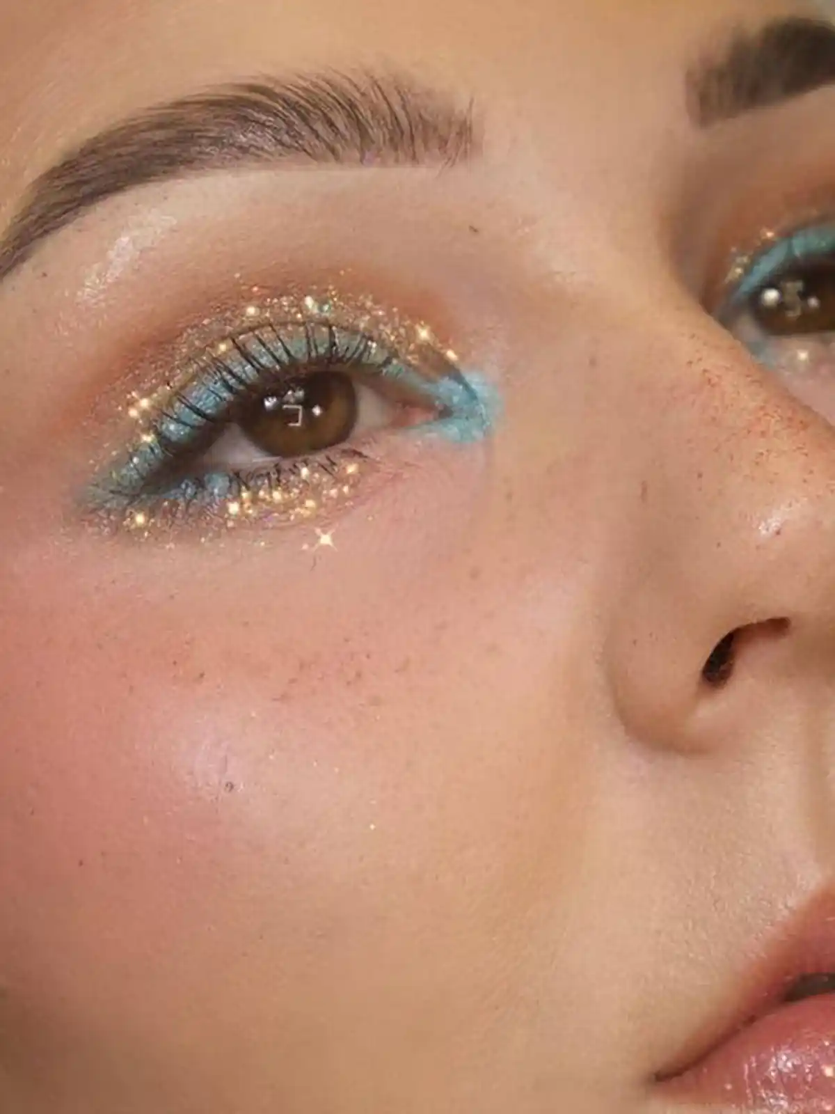 عکس سایه چشم عروس