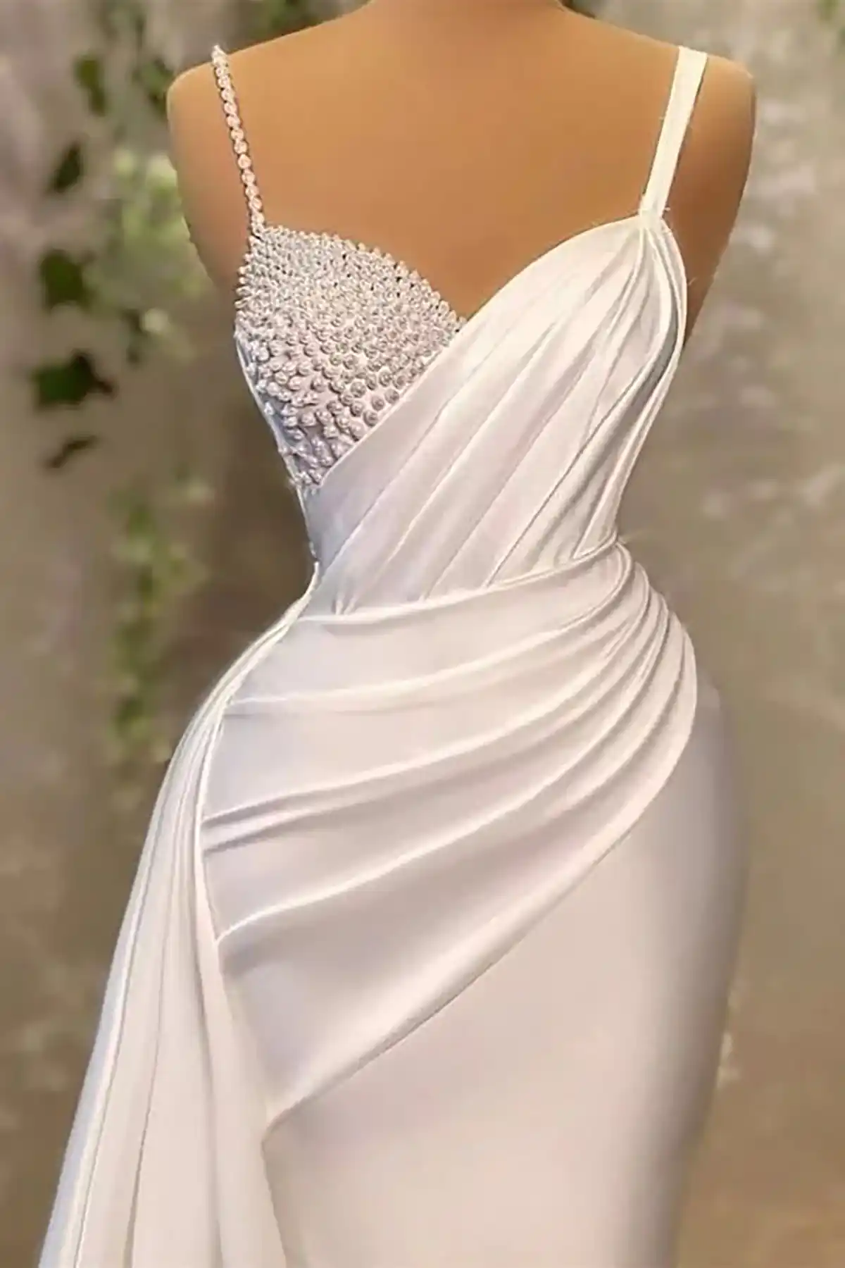 لباس عروس ساده حریر