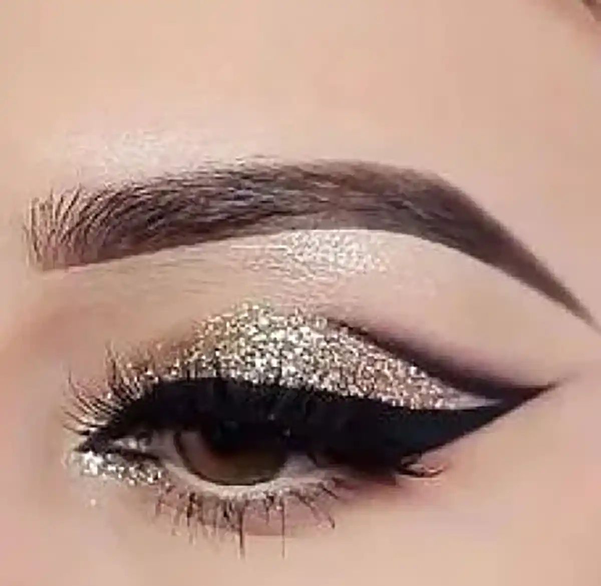 آرایش چشم خلیجی و عربی