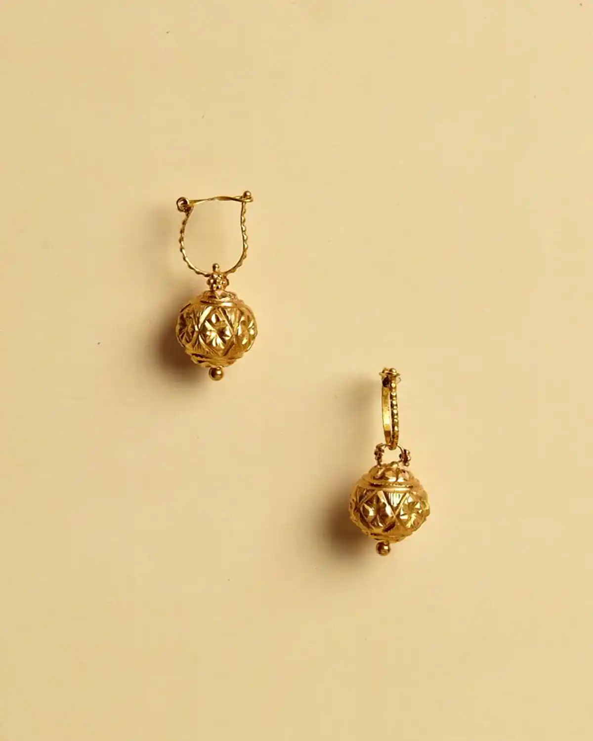 گوشواره طلا حلقه ای 