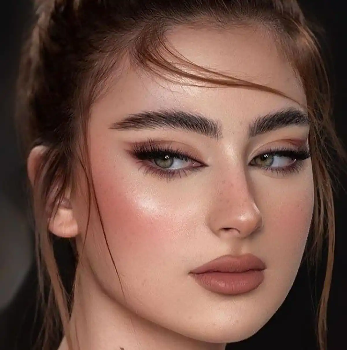 تصاویر عمل چشم گربه ای