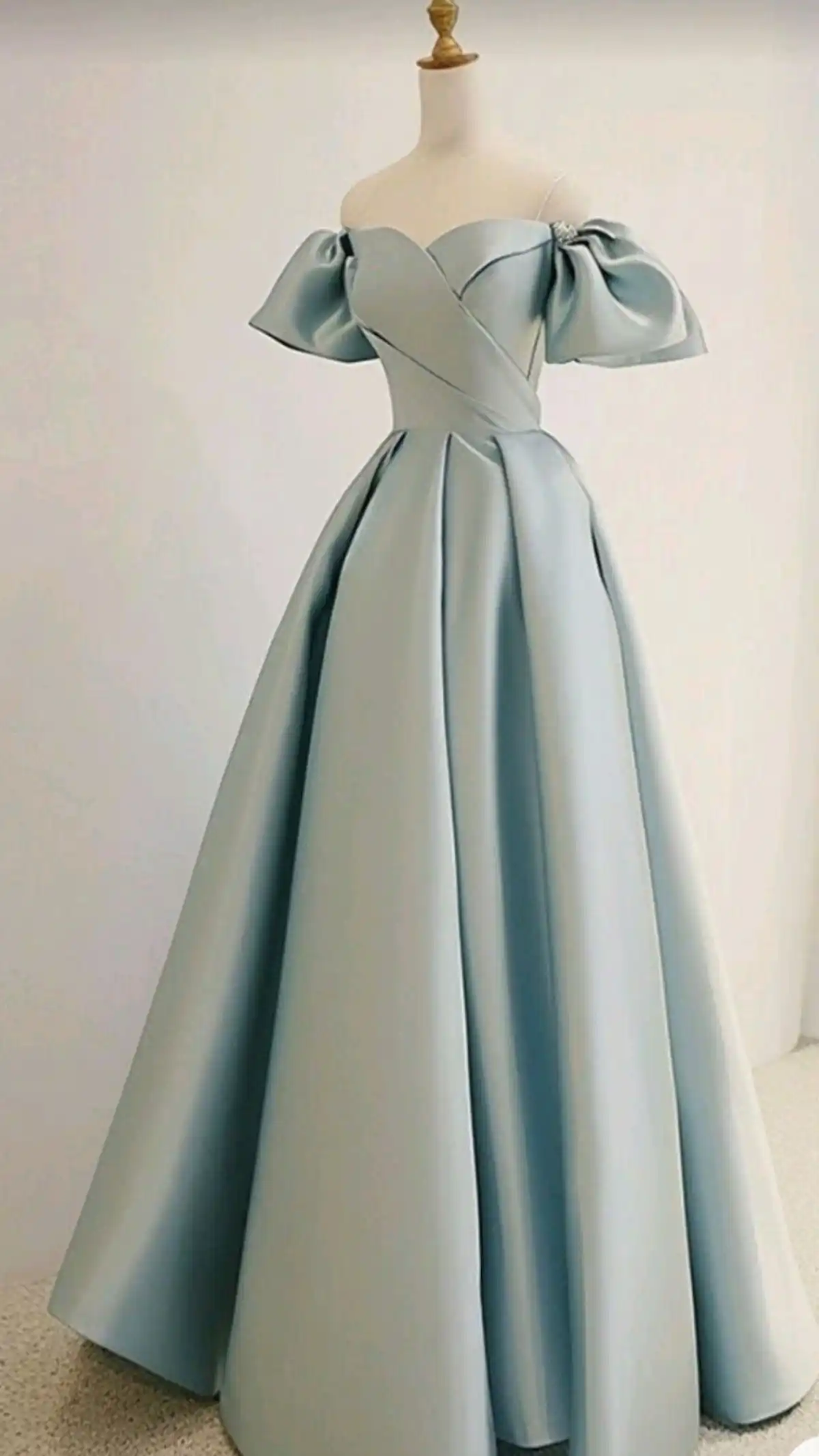لباس مجلسی زنانه برای عروسی
