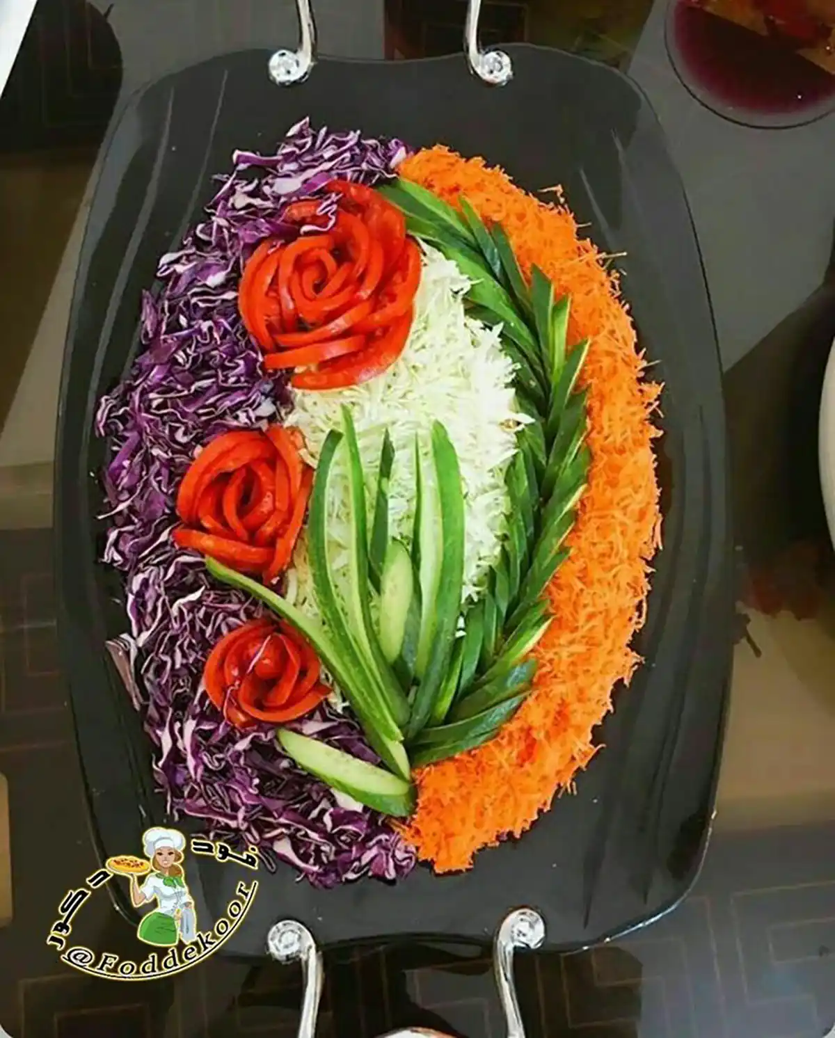 تزیین سالاد کاهو ساده