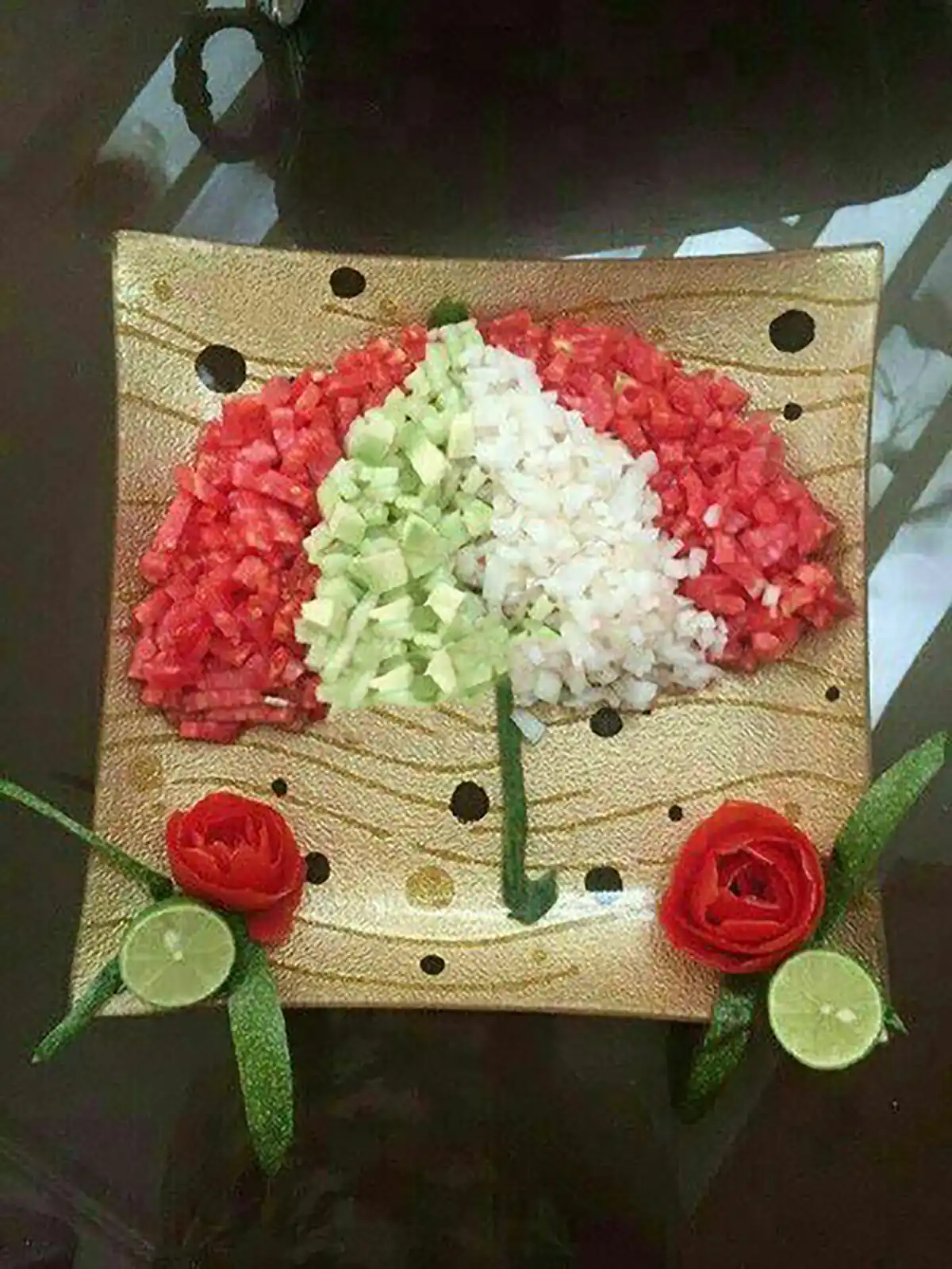تزیین سالاد برای مهمانی