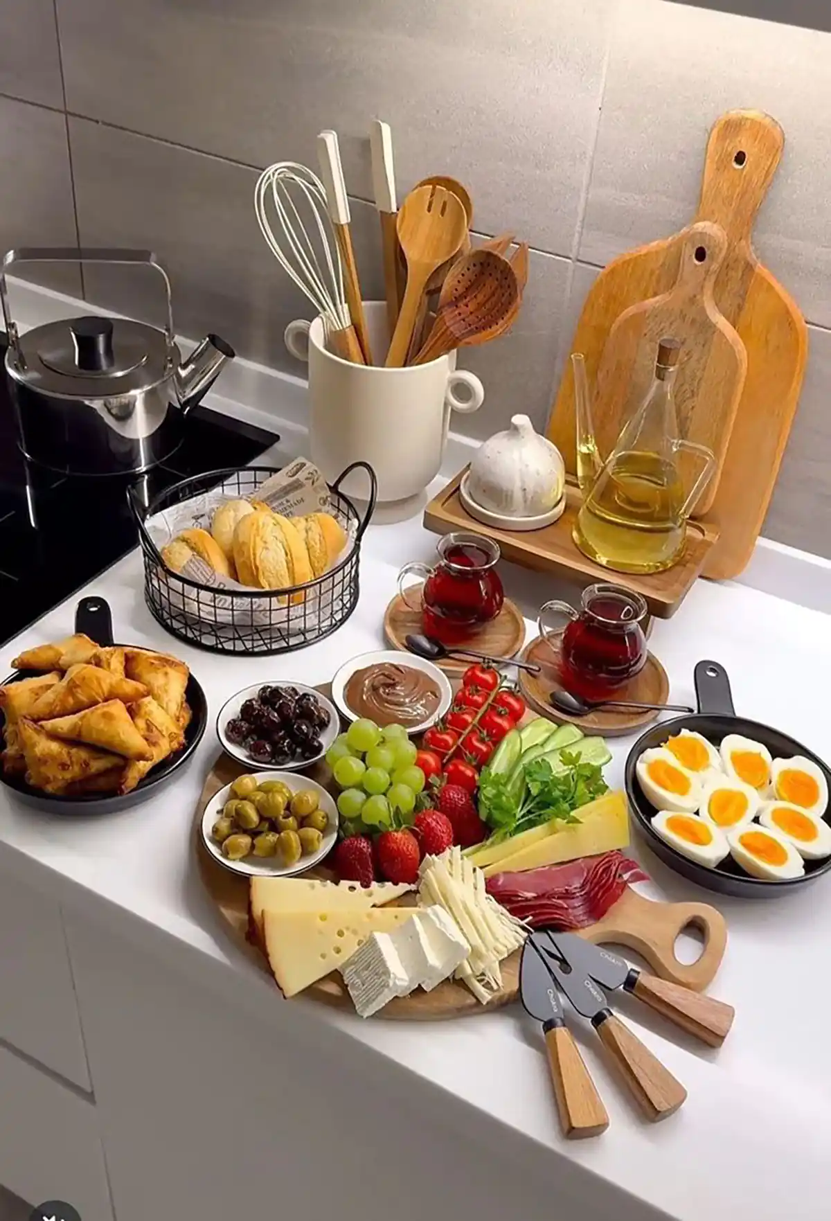 تزیین صبحانه کودک برای مدرسه با پنیر 
