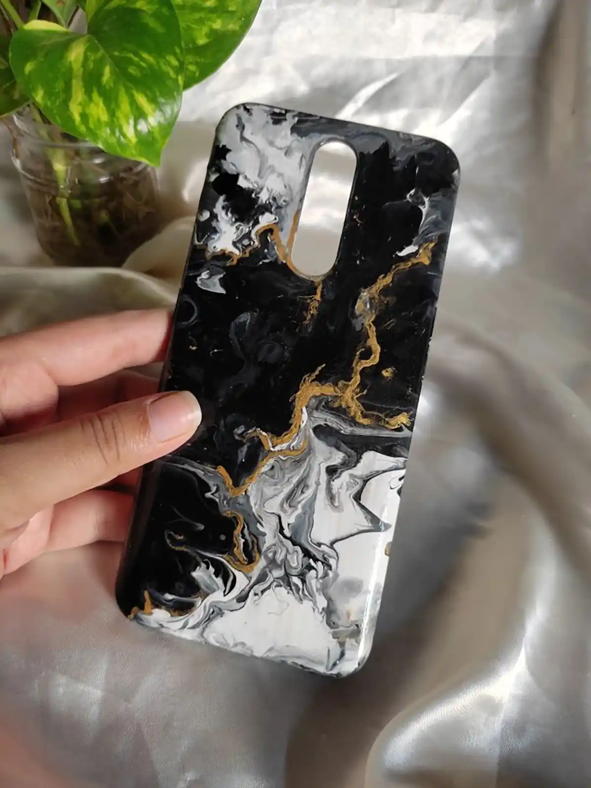قاب گوشی اینستا