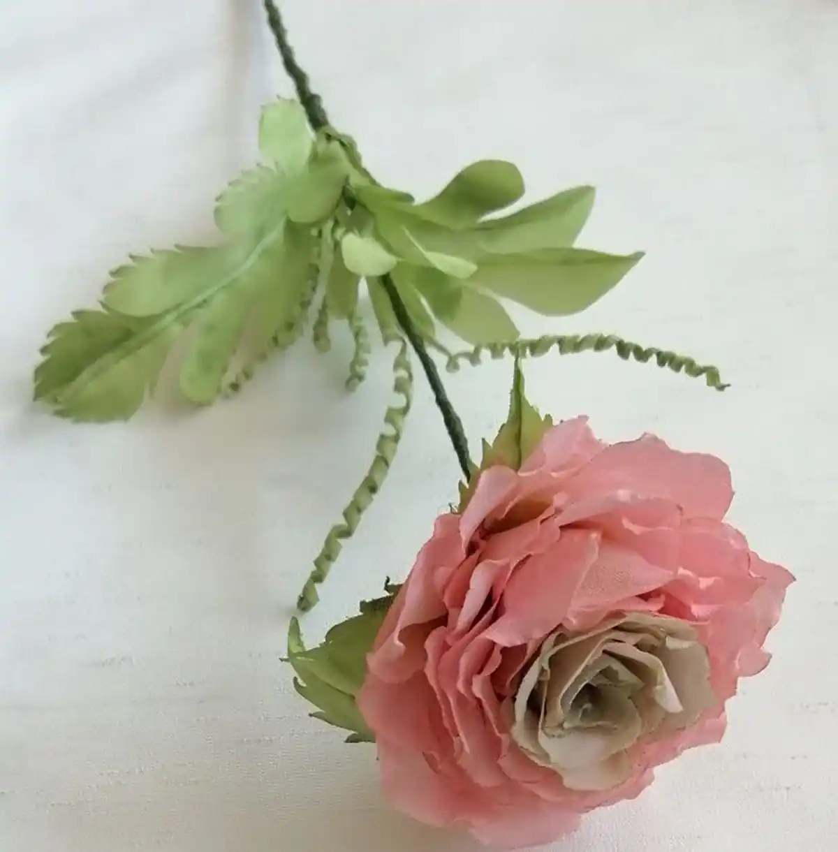 دسته گل روبانی اکلیلی 