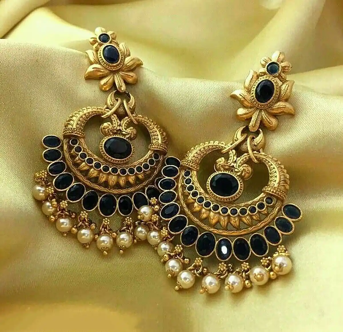 گوشواره هندی طلا