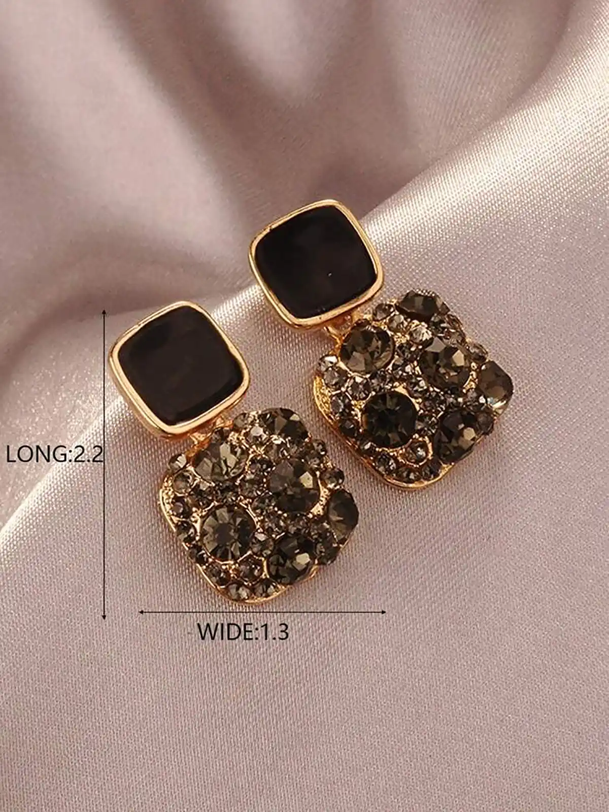 گوشواره دخترانه فانتزی دیجی کالا 