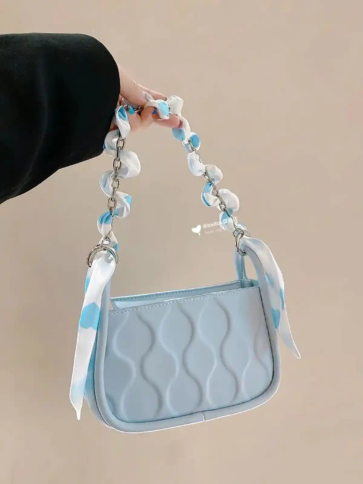 کیف آبی مدرسه